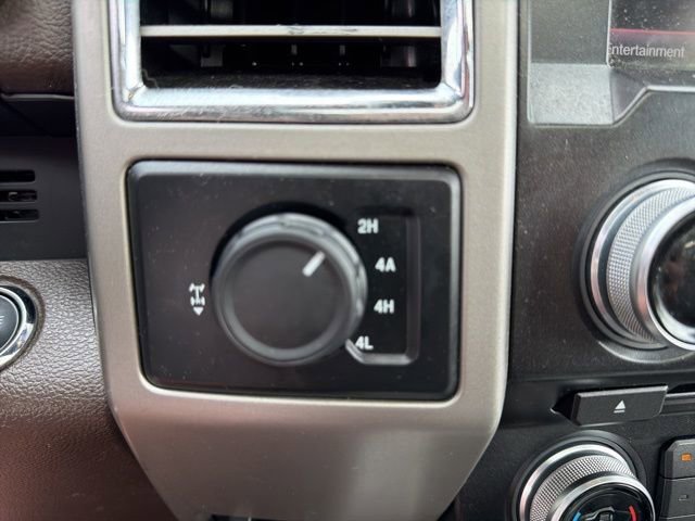 Used 2015 Ford F150 King Ranch w/ Equipment Group 601A Luxury AWD/4WD image 12