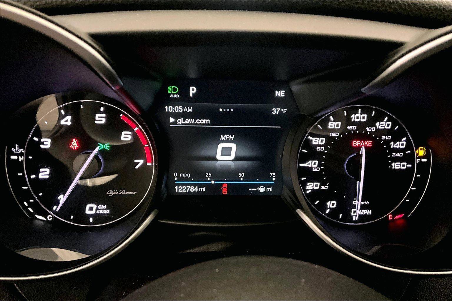 Used 2018 Alfa Romeo Giulia Ti image 21