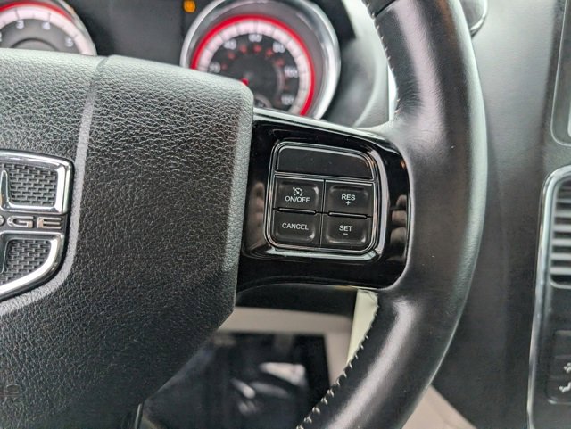 Used 2018 Dodge Grand Caravan SXT image 12