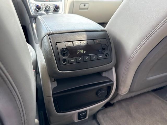 Used 2016 GMC Acadia SLT w/ Open Road Package AWD/4WD image 18