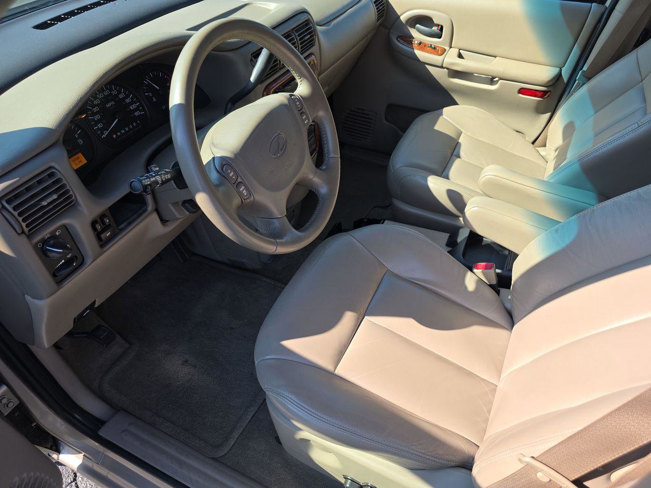 Used 2003 Oldsmobile Silhouette GLS image 4