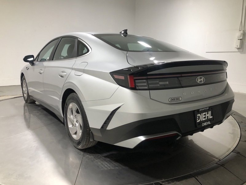 Used 2025 Hyundai Sonata SE image 5