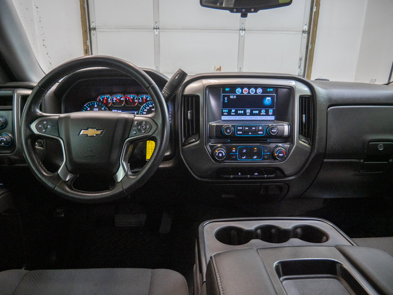 Used 2019 Chevrolet Silverado 1500 LT AWD/4WD image 17