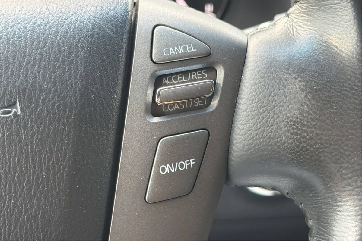Used 2014 INFINITI QX80 4WD w/ Theater Package image 37