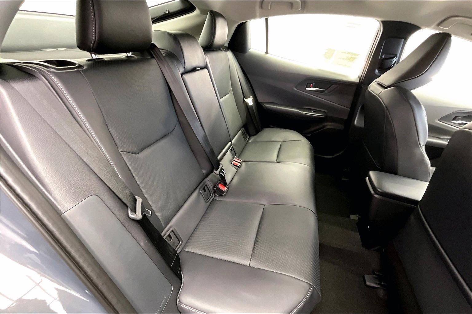 New 2026 Toyota Prius XLE FWD image 10