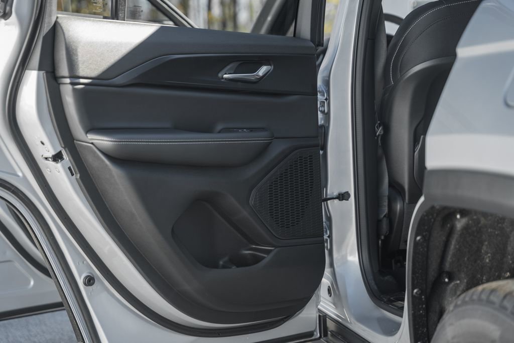 New 2025 Jeep Grand Cherokee Laredo X w/ Luxury Tech Group I image 34