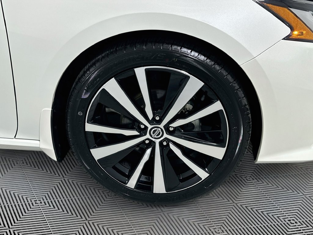 Used 2022 Nissan Altima 2.0 SR FWD image 23