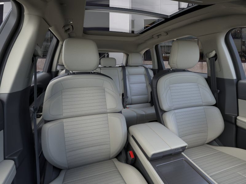 New 2026 Lincoln Nautilus Reserve AWD/4WD image 10