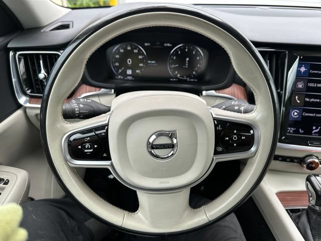 Used 2021 Volvo S60 T6 Momentum w/ Advanced Package AWD/4WD image 22
