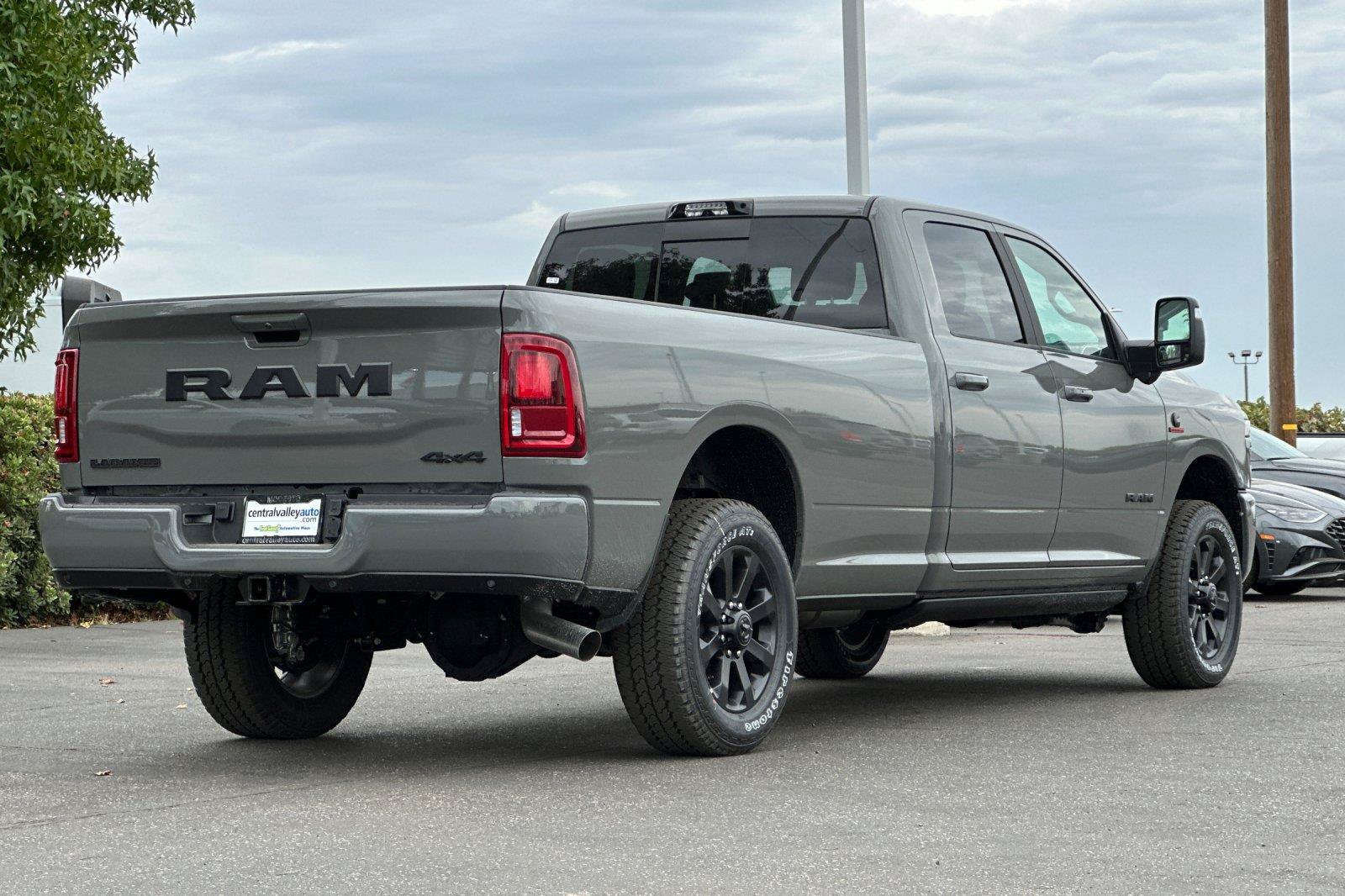 New 2027 RAM 3500 Laramie AWD/4WD image 3