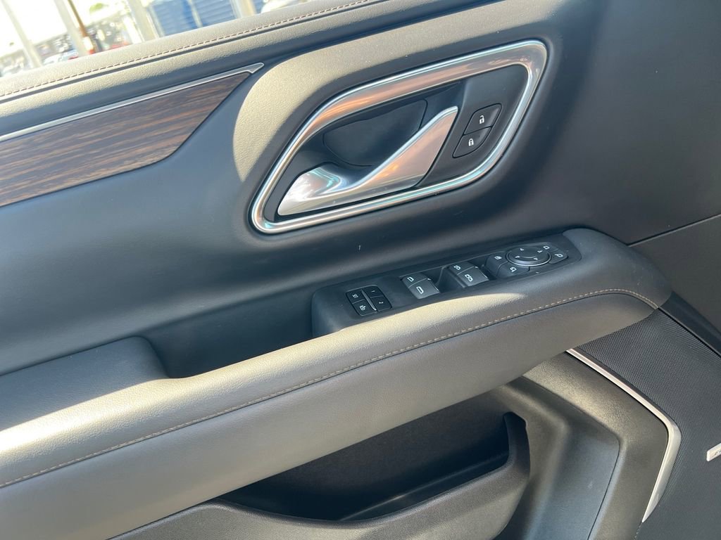Certified 2023 Chevrolet Tahoe High Country AWD/4WD image 11