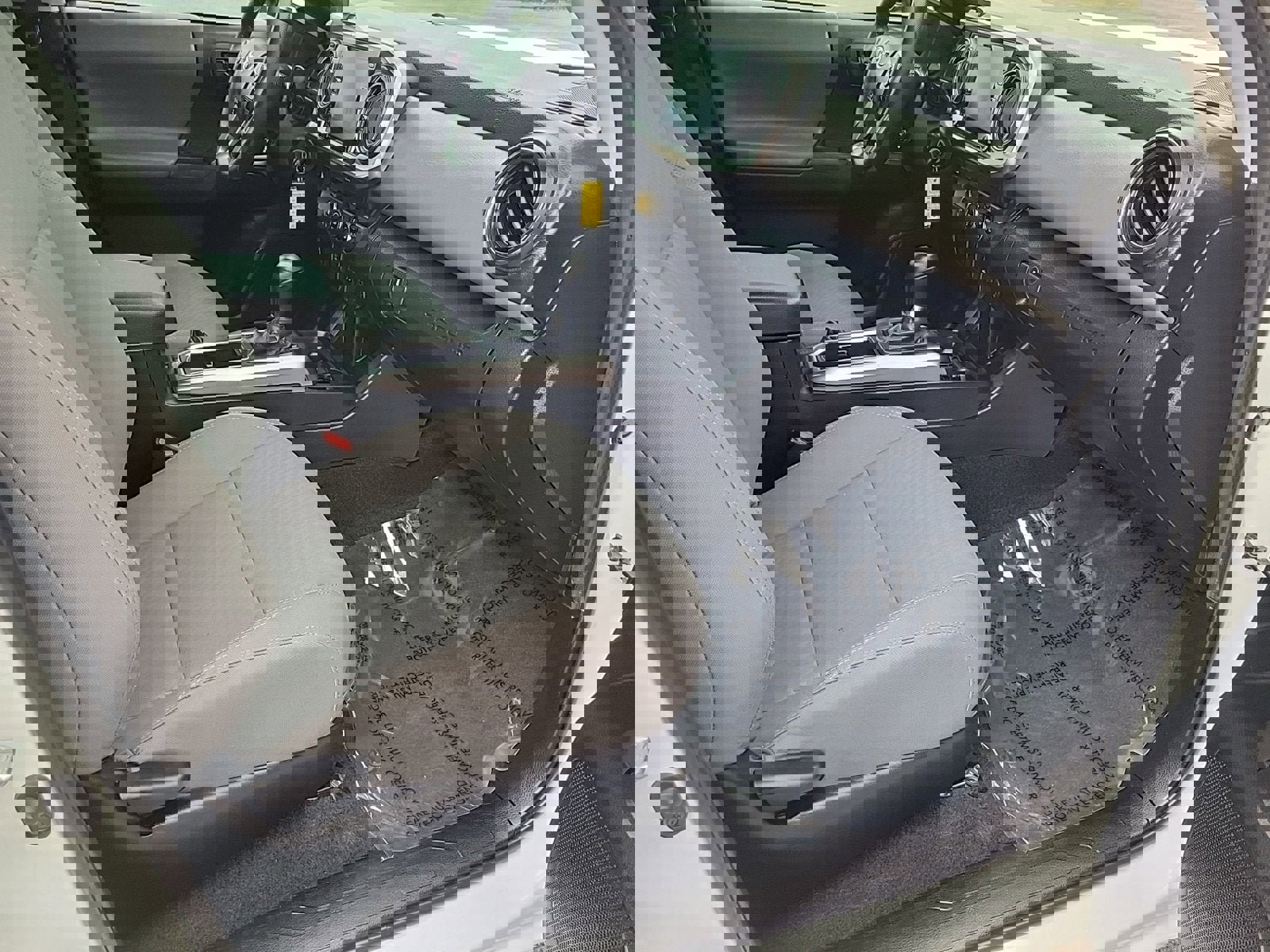 Used 2023 Toyota Tacoma SR image 11