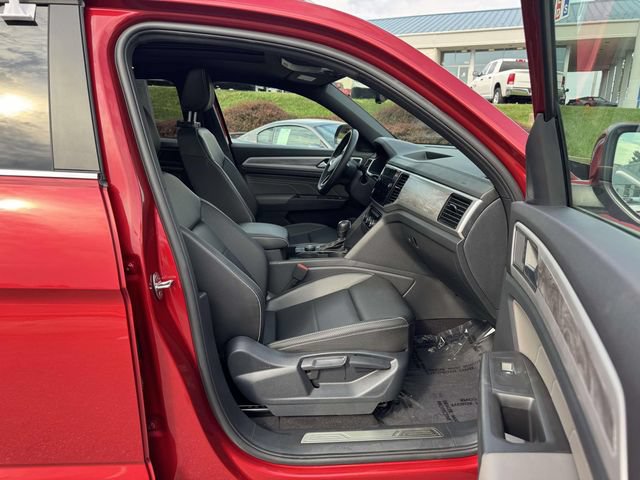 Used 2022 Volkswagen Atlas Cross Sport SE AWD/4WD image 12