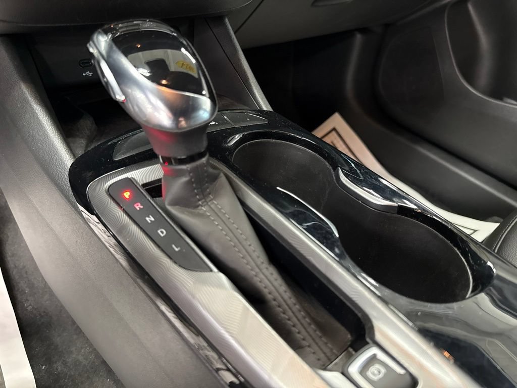 Used 2024 Buick Envista Sport Touring w/ Convenience I Package FWD image 33