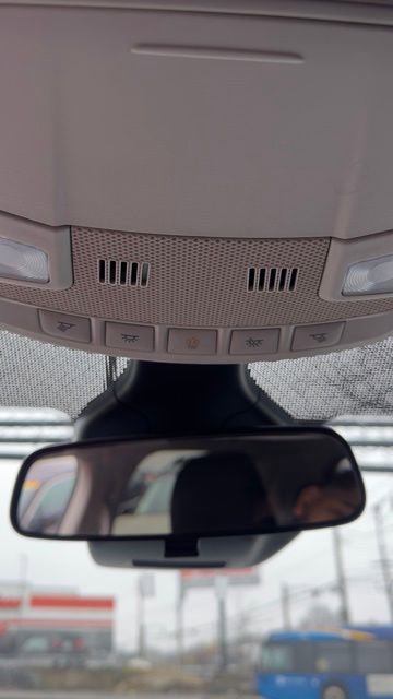 Certified 2024 Ford Edge SE image 17