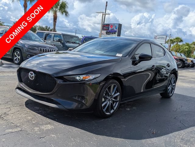 Used 2019 MAZDA MAZDA3 Hatchback w/ Preferred Package FWD image 6