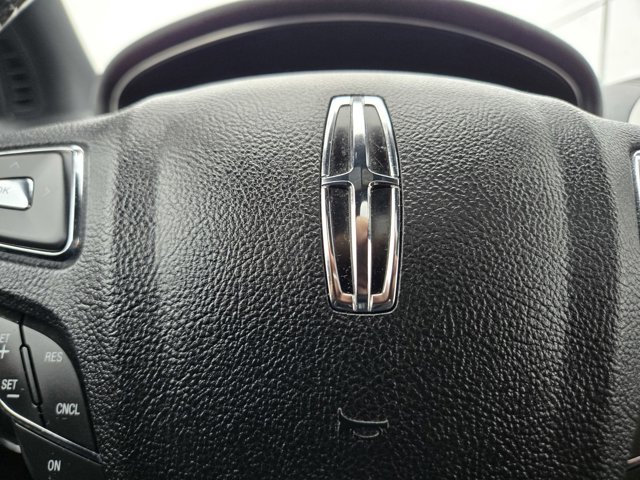 Used 2019 Lincoln MKC Reserve w/ MKC Climate Package image 27