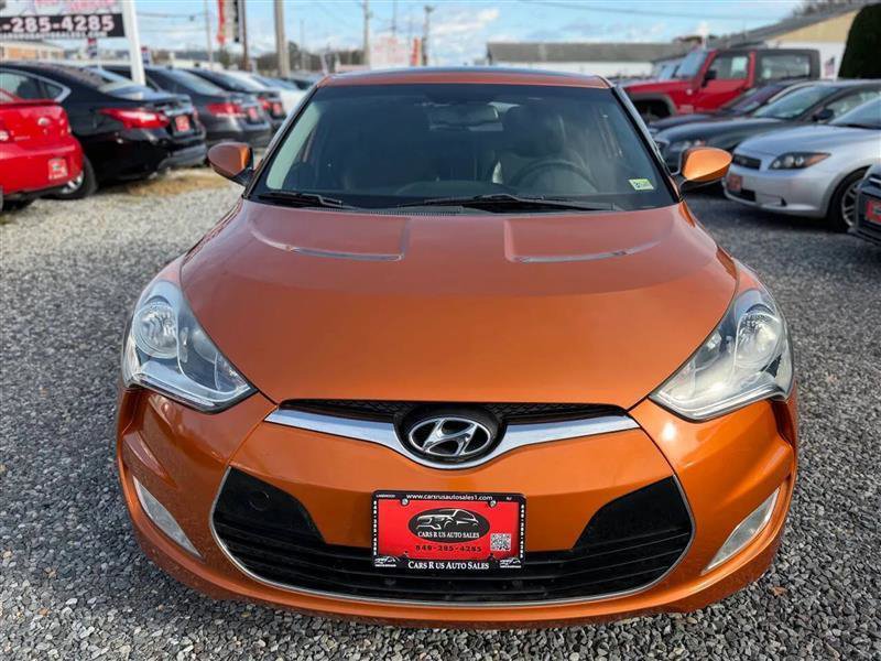 Used 2012 Hyundai Veloster w/ Style Pkg FWD image 2