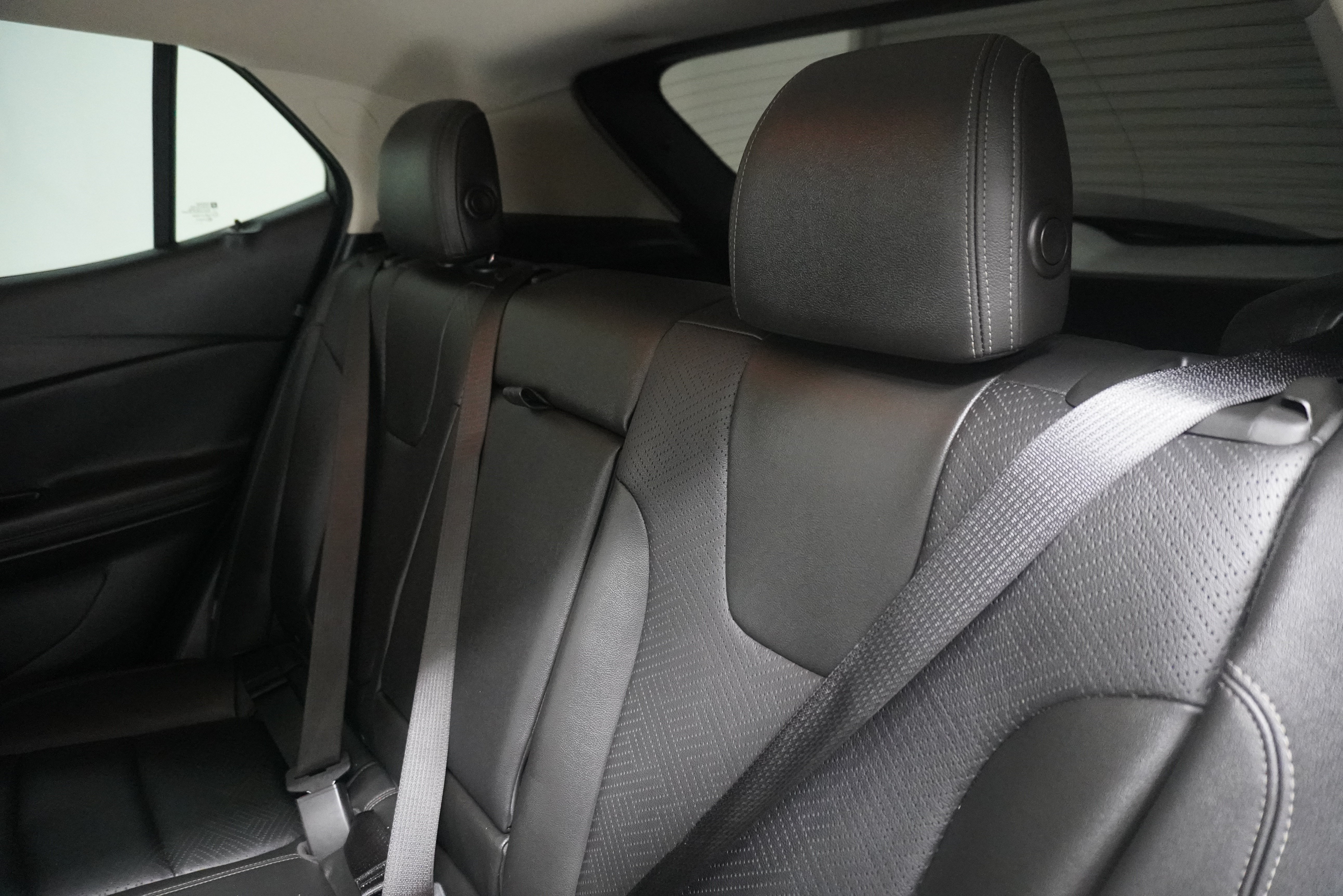 Used 2020 Buick Encore GX Essence FWD image 12