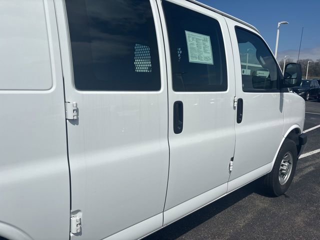 Used 2024 Chevrolet Express 2500 w/ Driver Convenience Package image 24