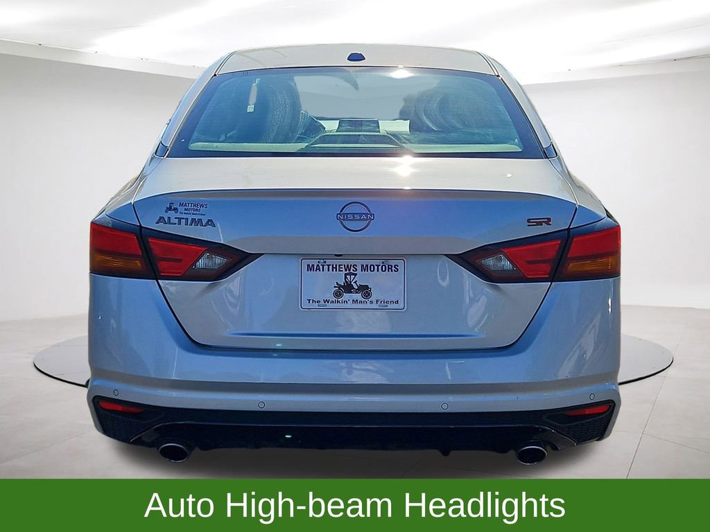 Used 2024 Nissan Altima 2.5 SR FWD image 6