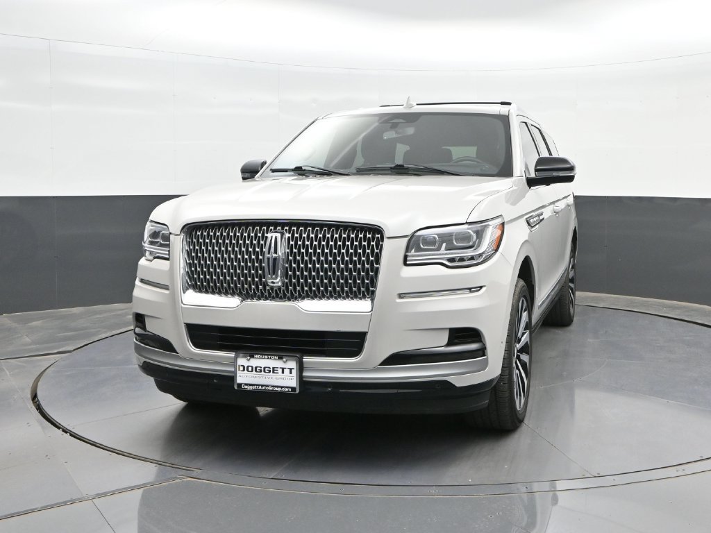 Used 2023 Lincoln Navigator Reserve RWD image 28