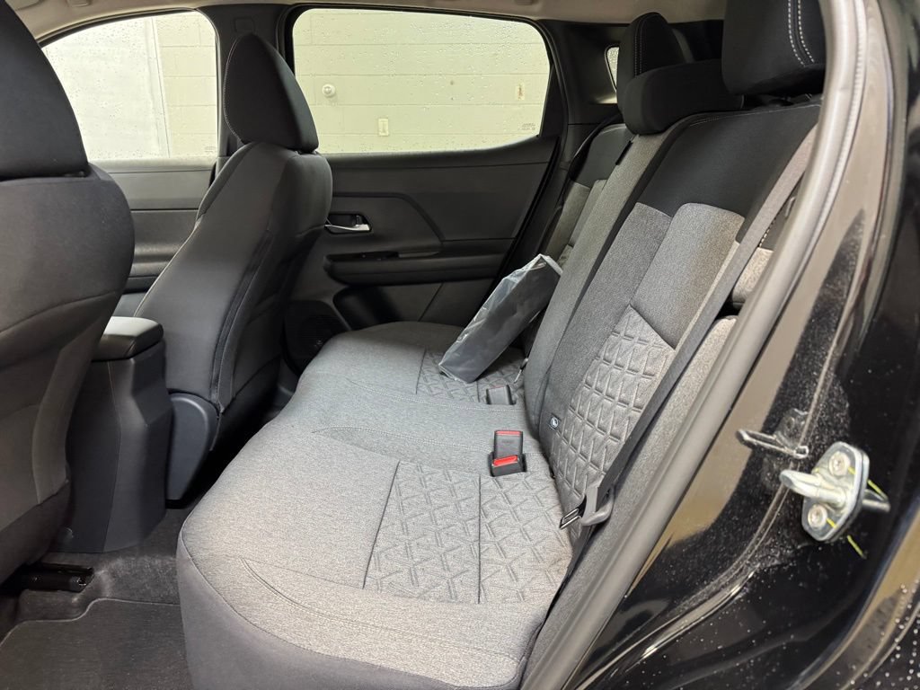Used 2026 Nissan Kicks SV AWD/4WD image 15
