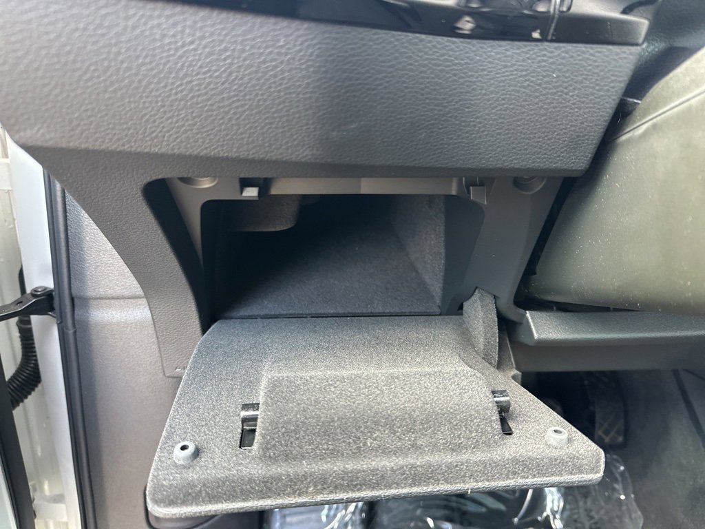 Used 2024 Audi Q8 e-tron Prestige image 30