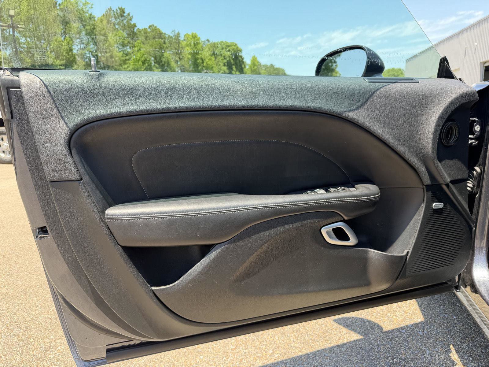 Used 2016 Dodge Challenger SXT Plus RWD image 15