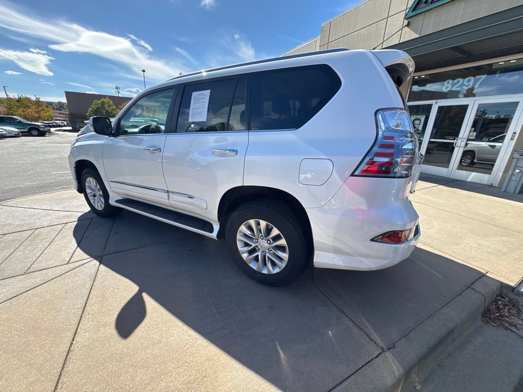 Used 2018 Lexus GX 460 Premium w/ Premium Package AWD/4WD image 9
