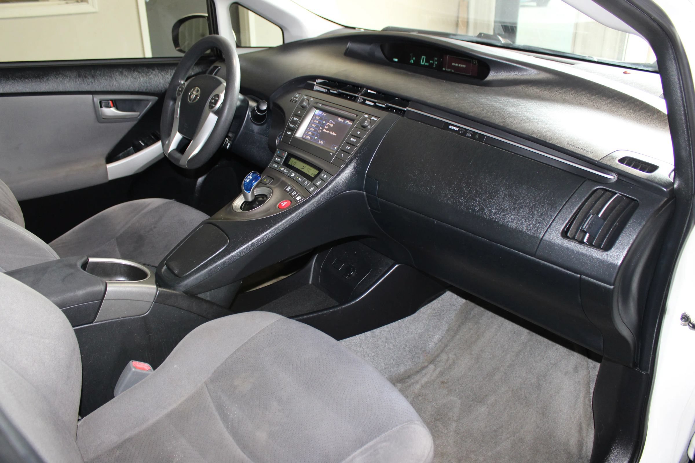 Used 2014 Toyota Prius Two FWD image 25