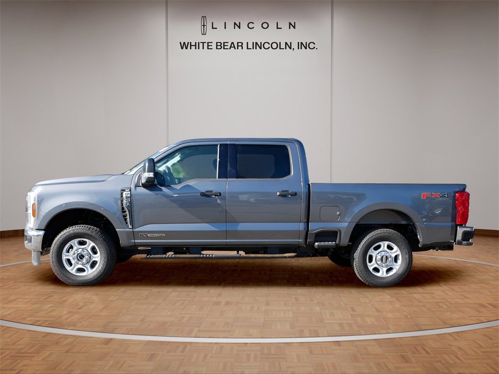 Used 2025 Ford F250 XLT w/ FX4 Off-Road Package image 11