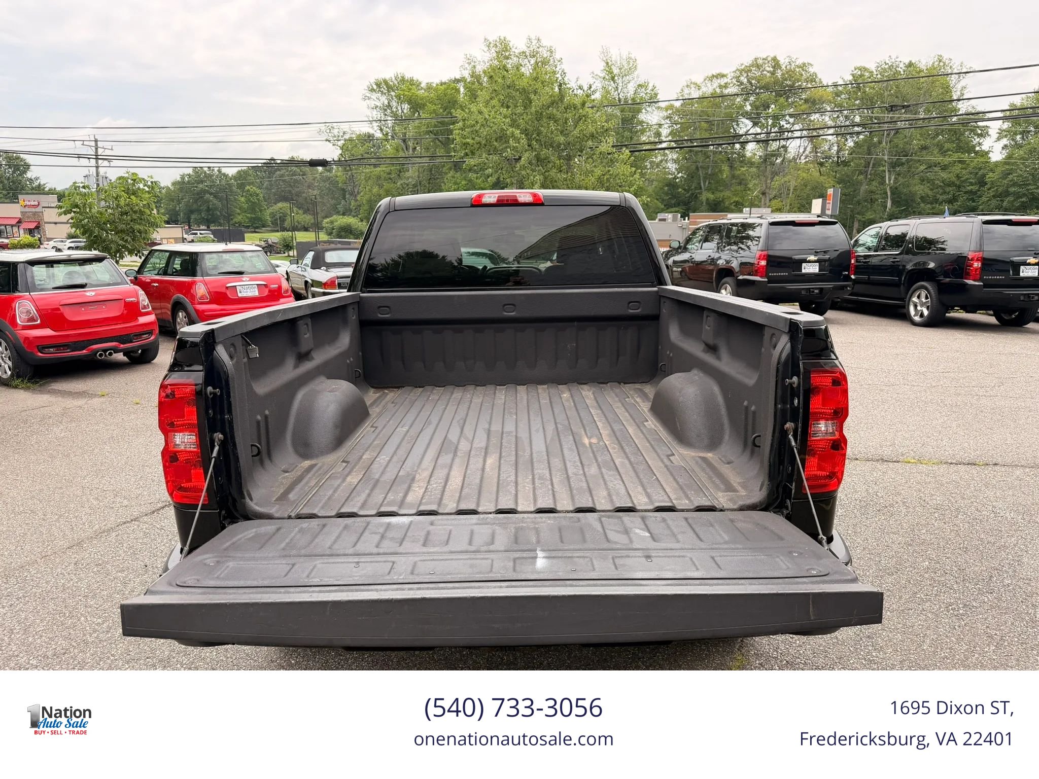Used 2017 Chevrolet Silverado 1500 Custom w/ Custom Convenience Package AWD/4WD image 19