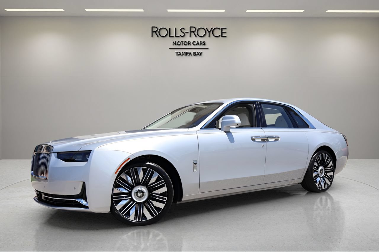 New 2027 Rolls-Royce Ghost AWD/4WD image 1