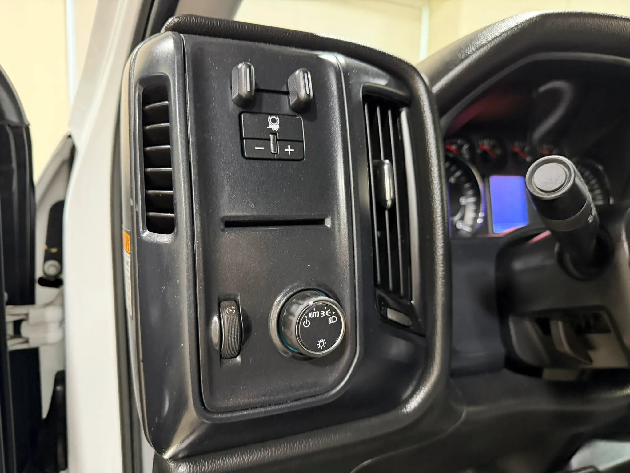 Used 2017 GMC Sierra 2500 4x4 Double Cab w/ Sierra Convenience Package image 46