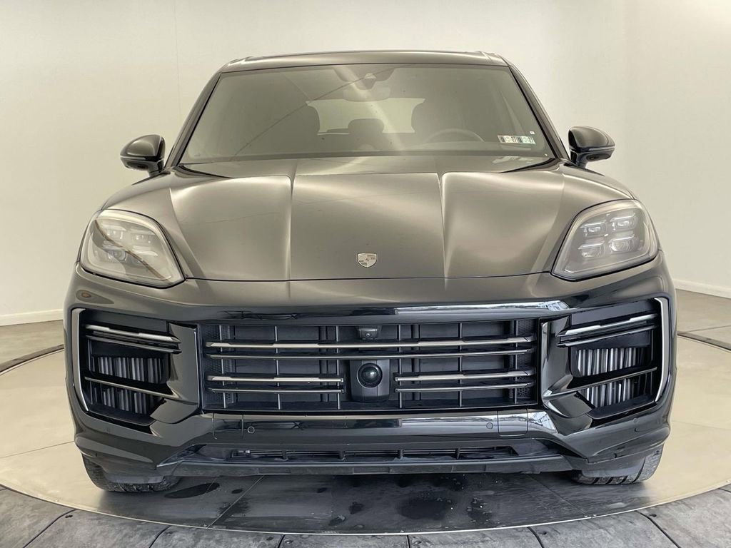 Used 2025 Porsche Cayenne Turbo AWD/4WD image 10