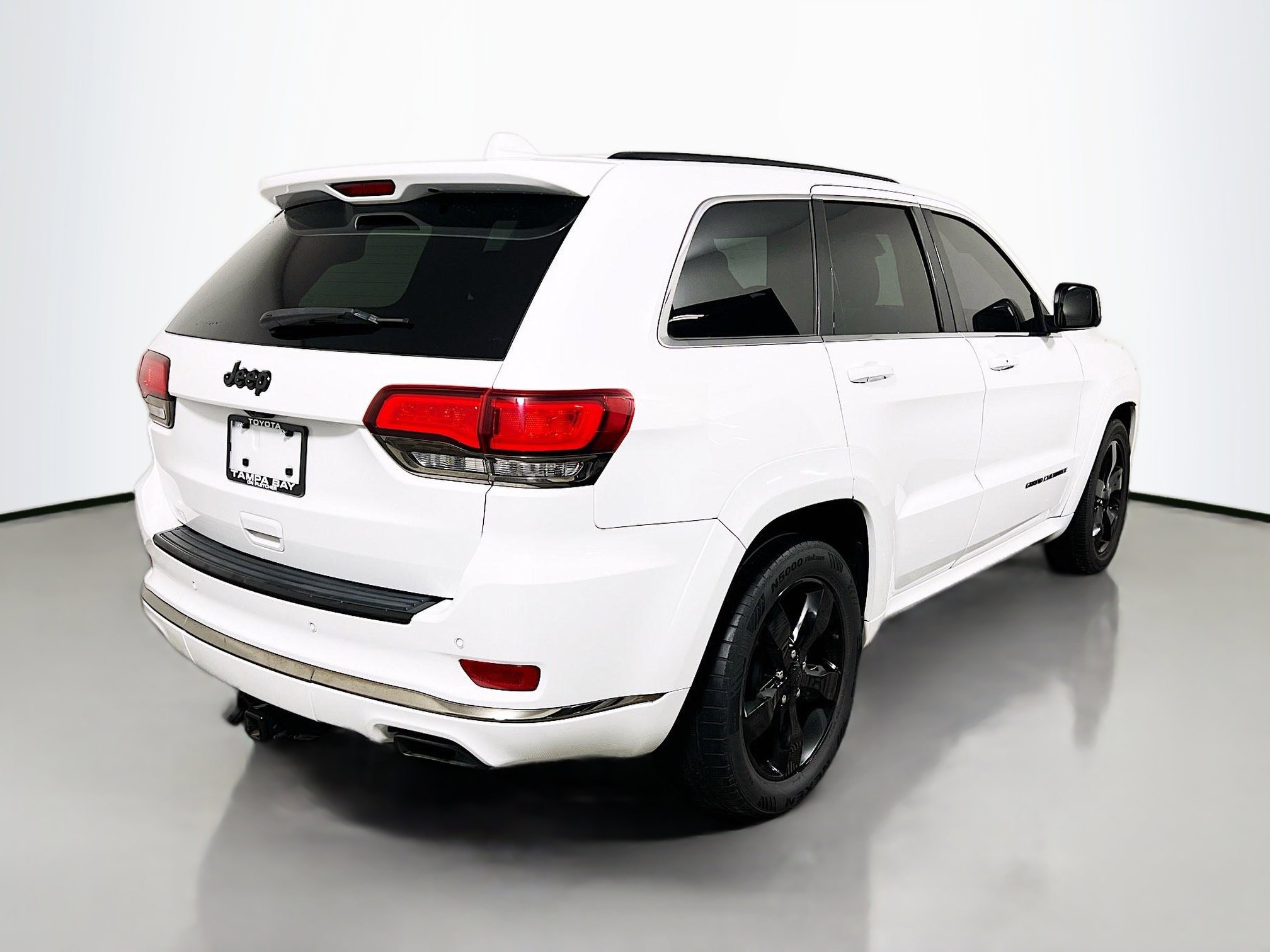 Used 2016 Jeep Grand Cherokee High Altitude image 4