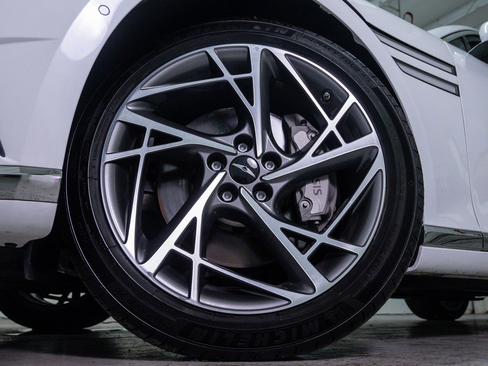 Used 2023 Genesis G90 3.5T AWD/4WD image 6