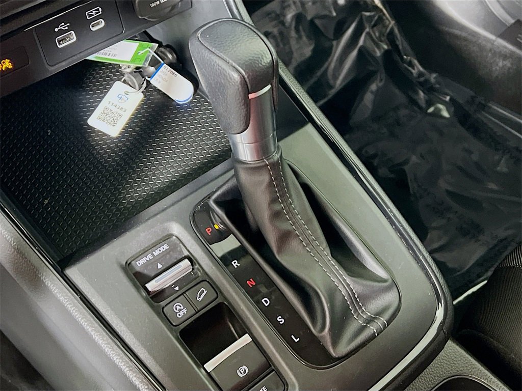 Used 2024 Honda CR-V EX image 16