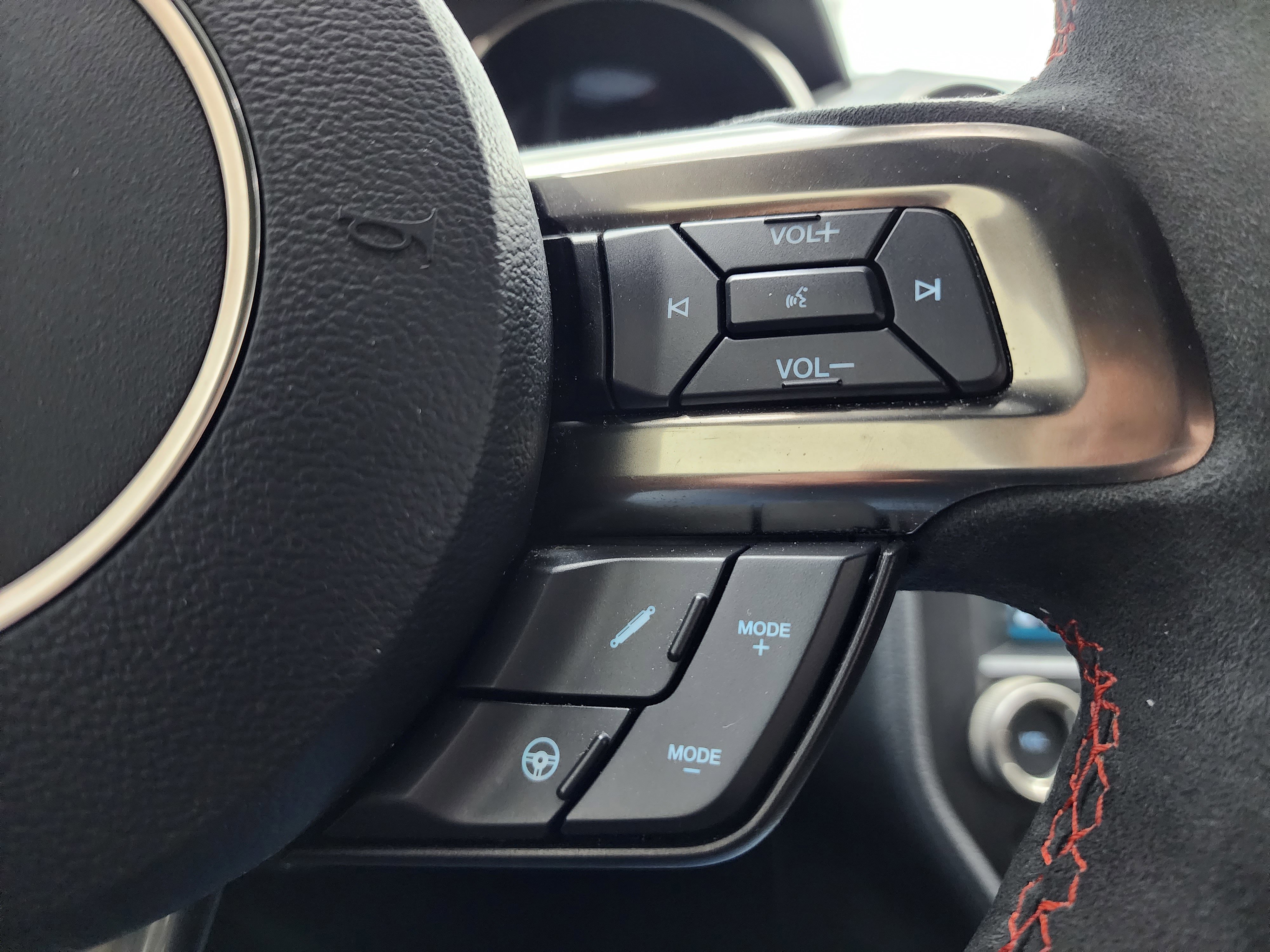 Used 2016 Ford Mustang Shelby GT350R w/ GT350R Equipment Group 920A image 17