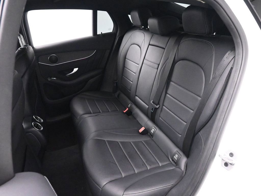 Used 2023 Mercedes-Benz GLC 300 4MATIC Coupe image 18