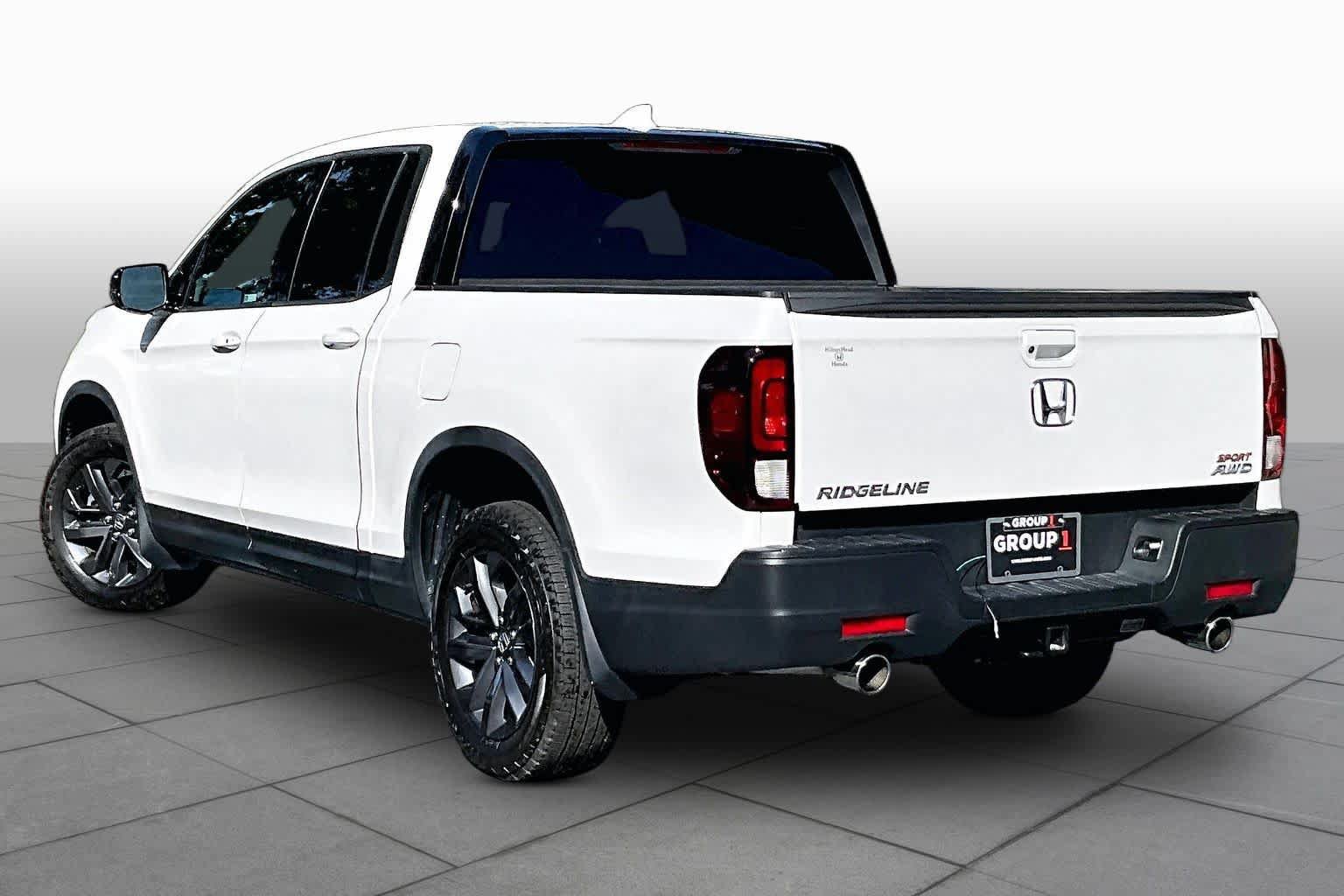 Used 2023 Honda Ridgeline Sport image 12