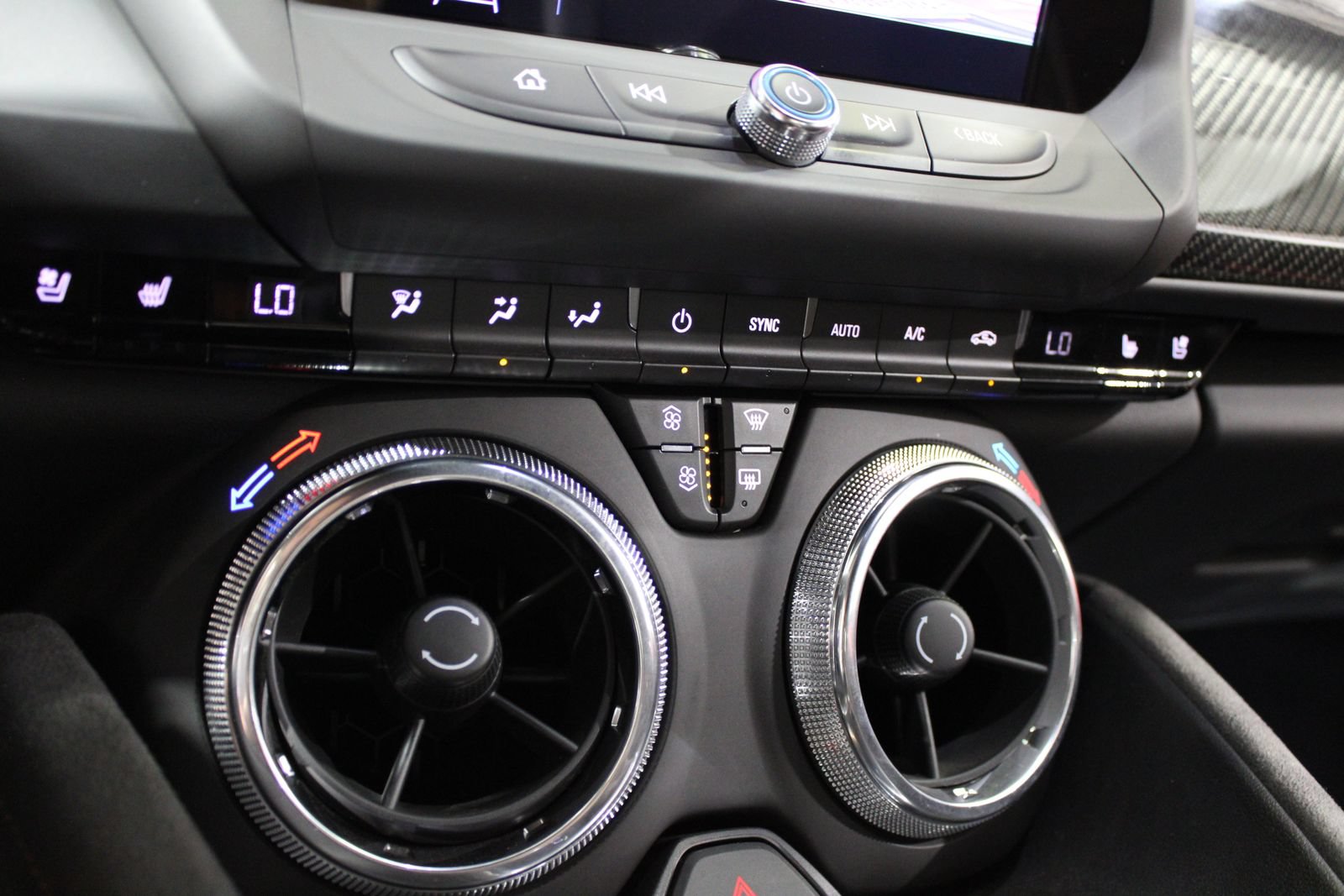 Used 2019 Chevrolet Camaro ZL1 RWD image 29
