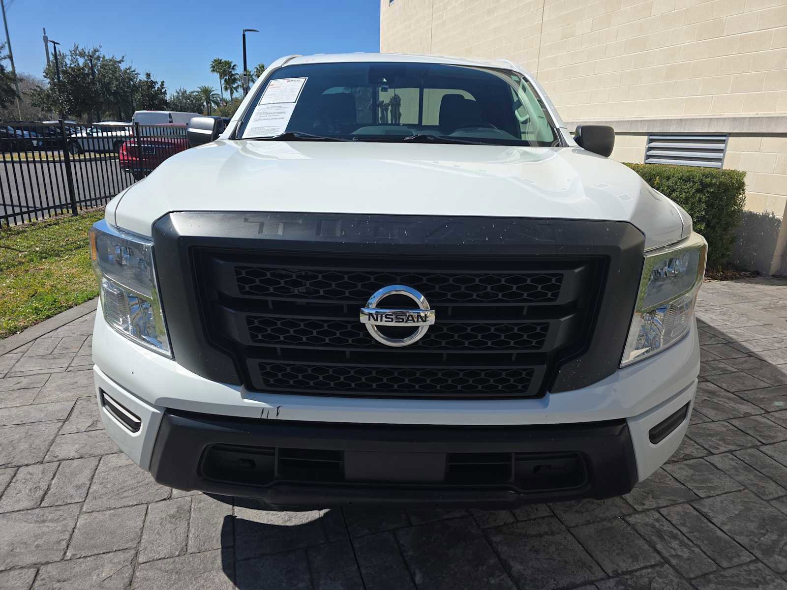 Used 2022 Nissan Titan S video 2