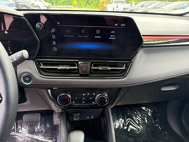 Used 2024 Chevrolet TrailBlazer RS FWD image 25