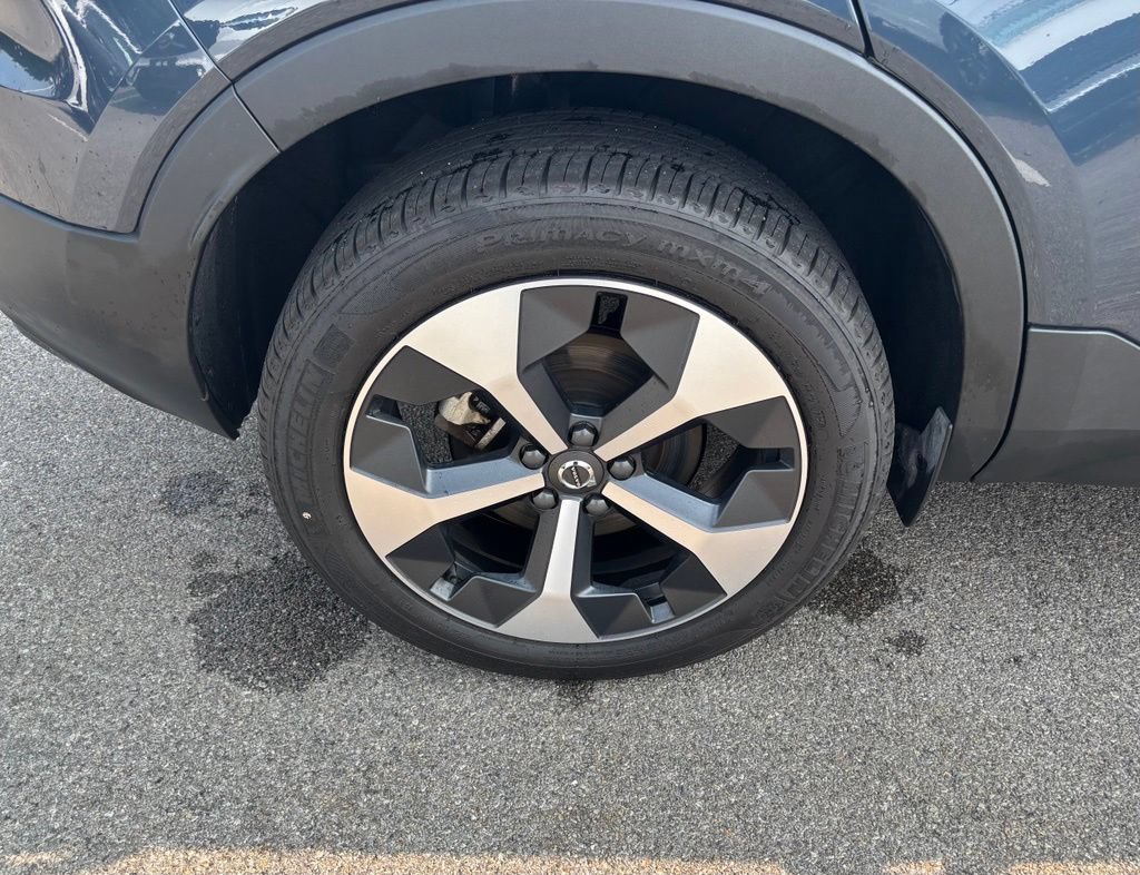 Certified 2026 Volvo XC40 B5 Core w/ Climate Package AWD/4WD image 33