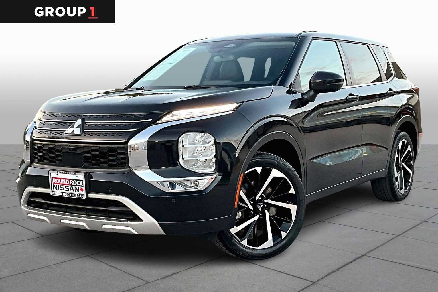 Used 2023 Mitsubishi Outlander SE