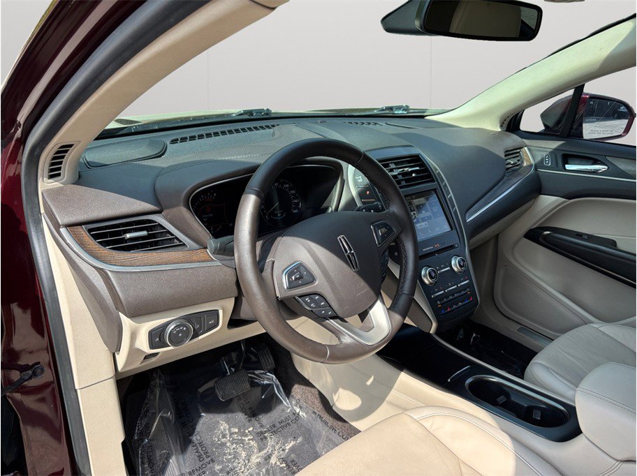Used 2018 Lincoln MKC Reserve w/ Lincoln MKC Climate Package FWD image 6
