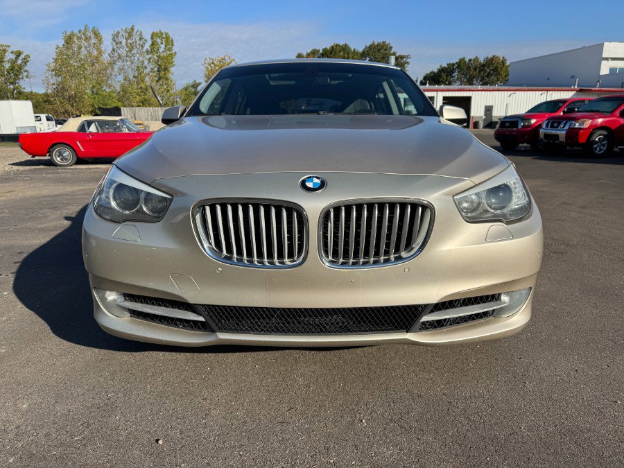 Used 2011 BMW 550i Gran Turismo xDrive image 8