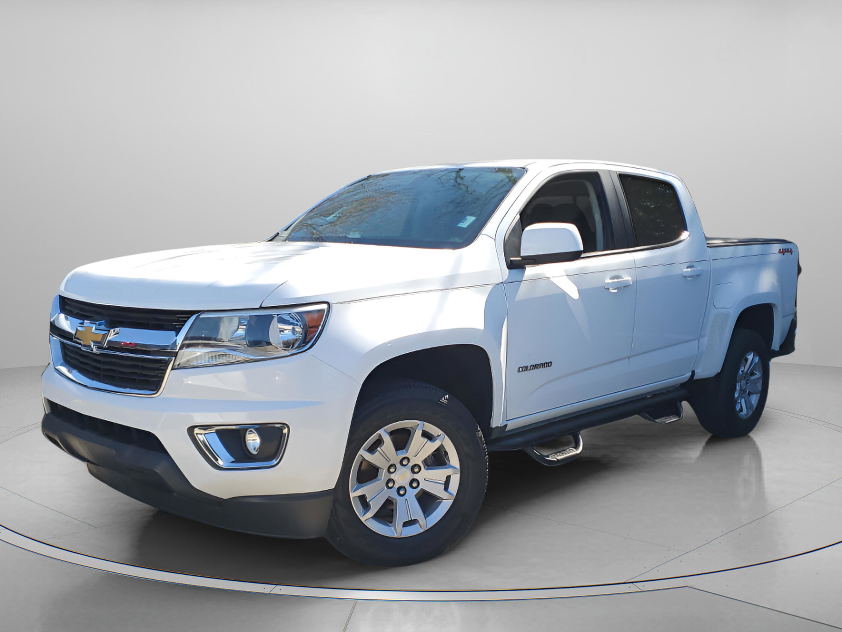 Used 2016 Chevrolet Colorado LT w/ LT Convenience Package image 2